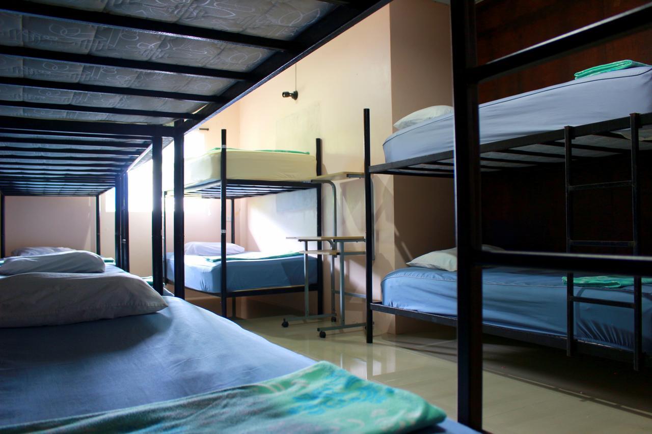 Love Station Hostel Baan Tai Zimmer foto