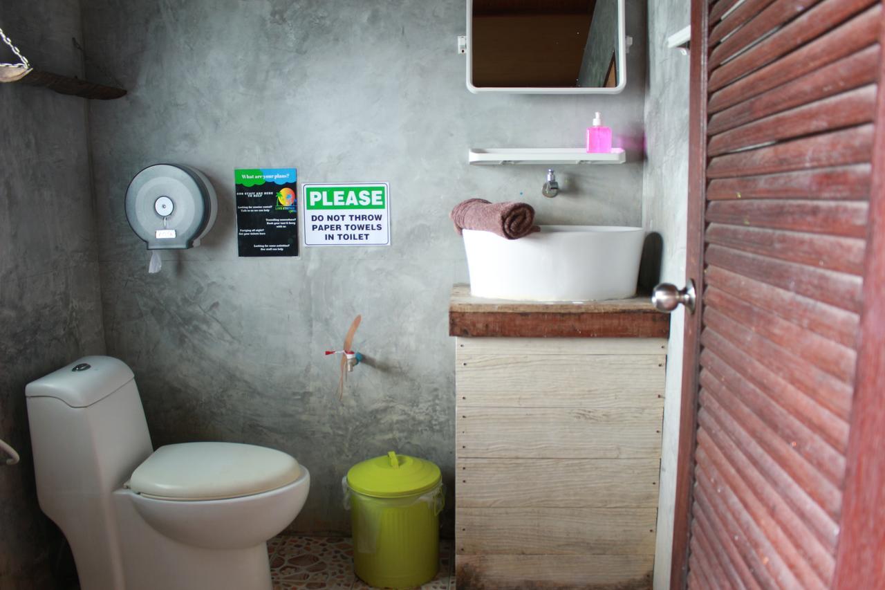 Love Station Hostel Baan Tai Zimmer foto